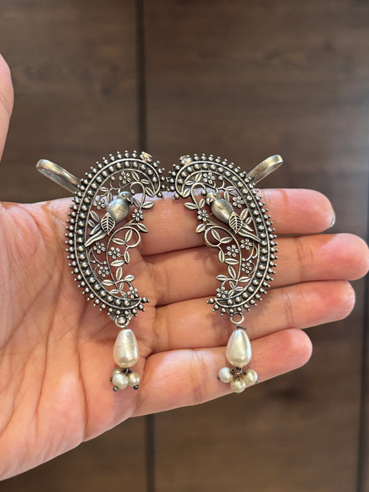 Saachi birdie & flower Earcuffs