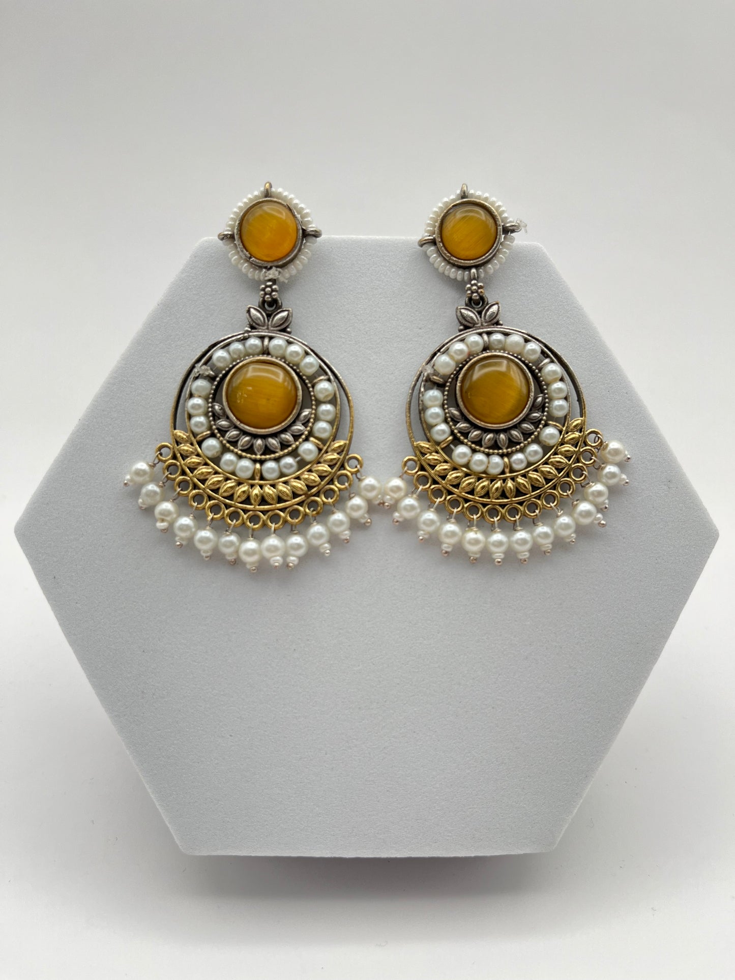 Priyali Yellow Pearl Chandbali