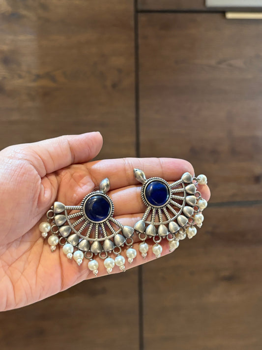 Ziva Royal Blue Stone Oxidized Earring