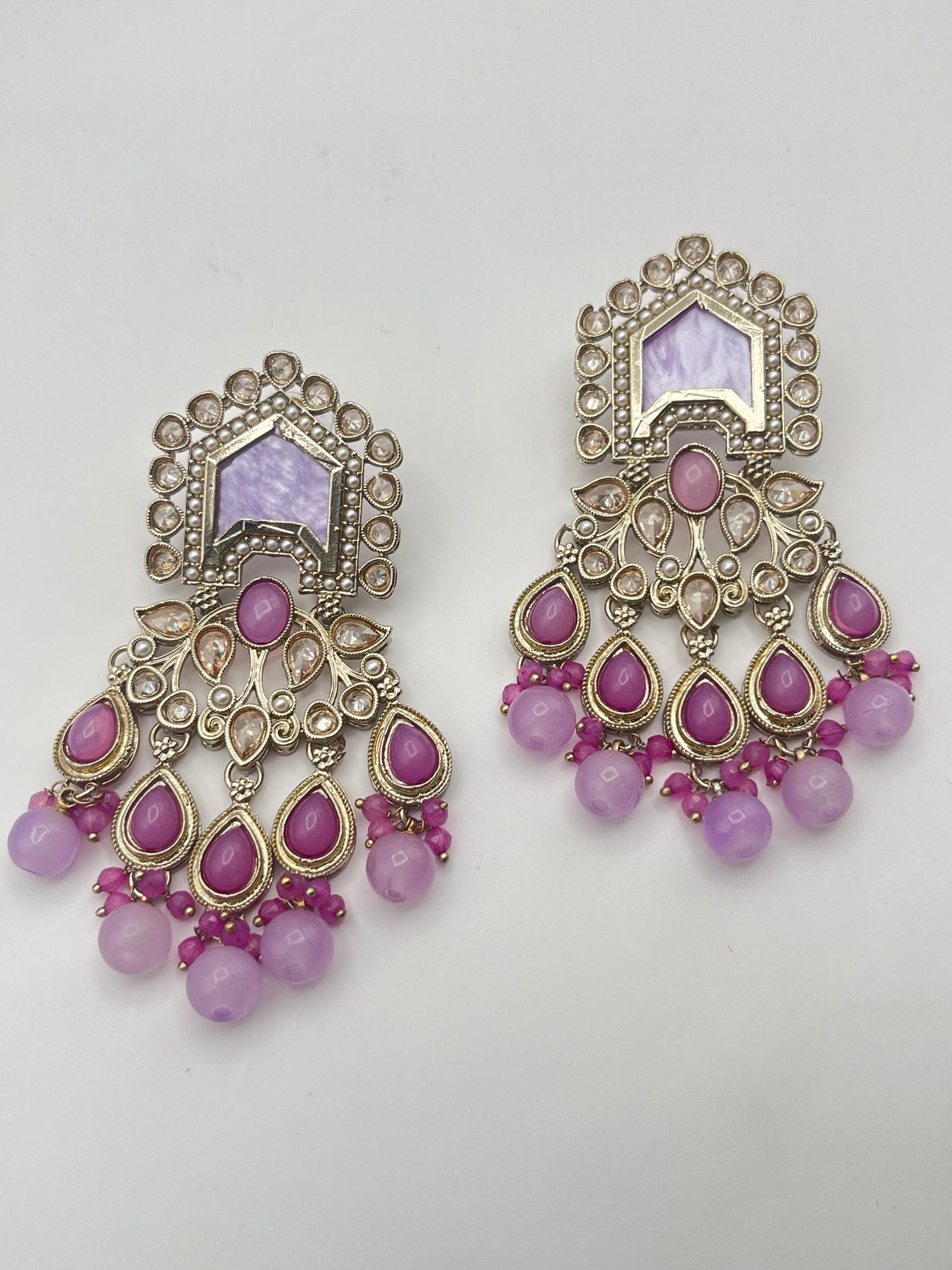 Zoya Lilac Earrings