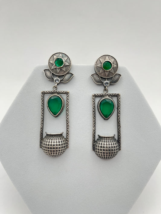 Mihika Green Stone Oxidized Earring