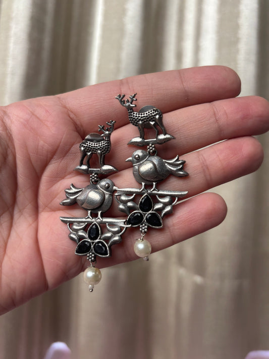 Pihu Black Oxidized Earring