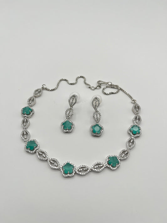 Anya Sea Green Delicate Necklace Set