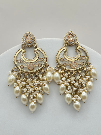 Jaini White MOP Moon Earring
