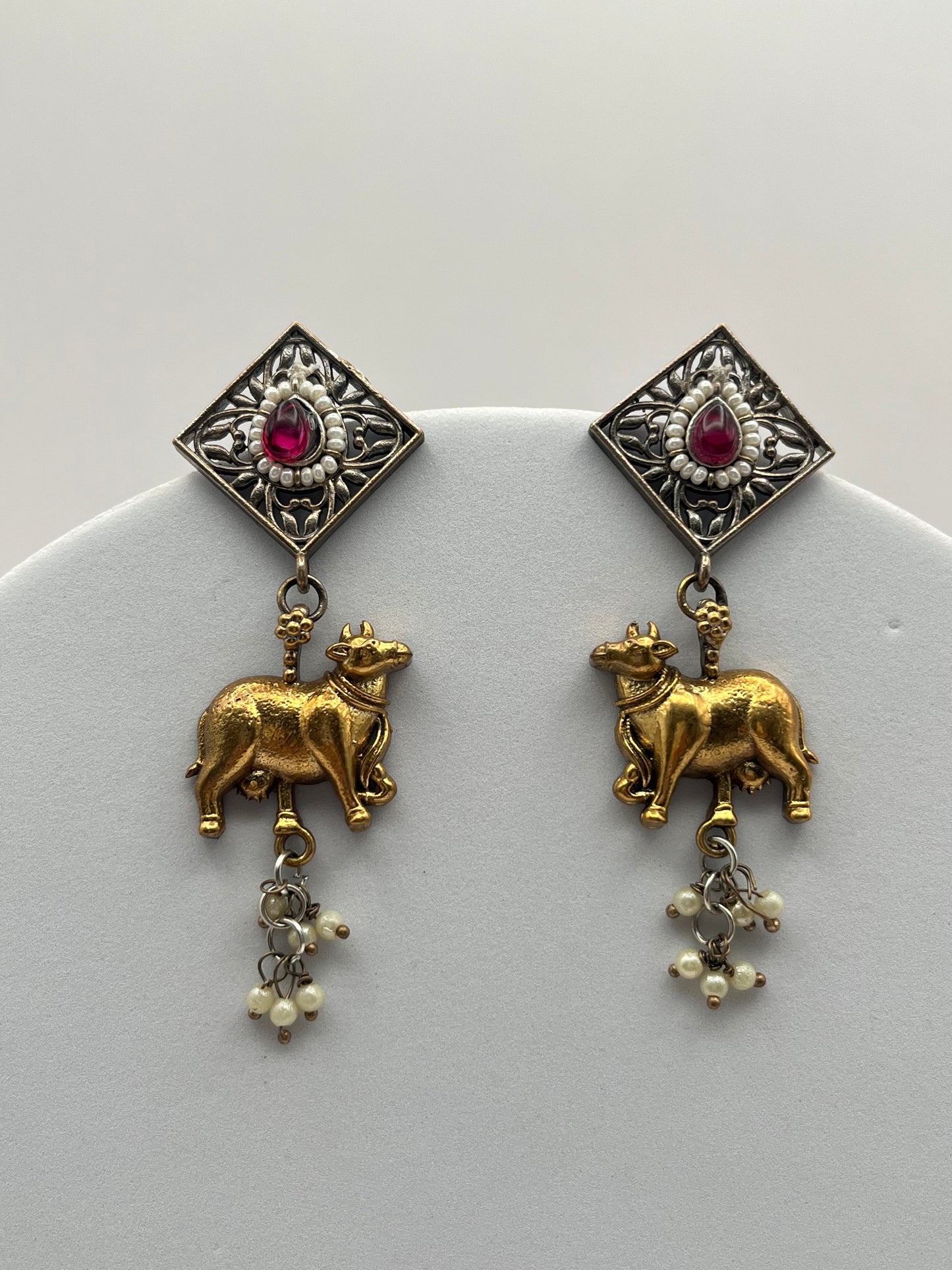 Nivedita Pink Dual Tone Earrings