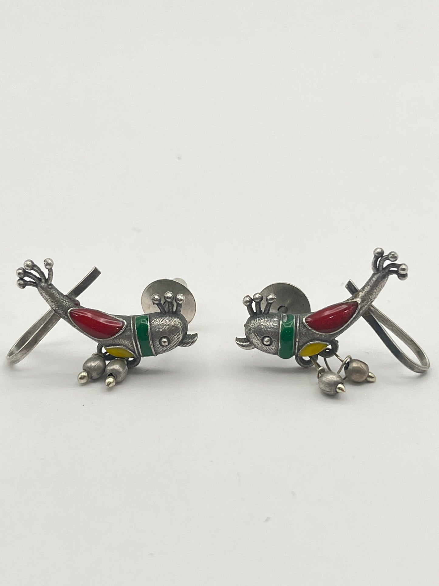 Myra Parrot Oxidized Earring