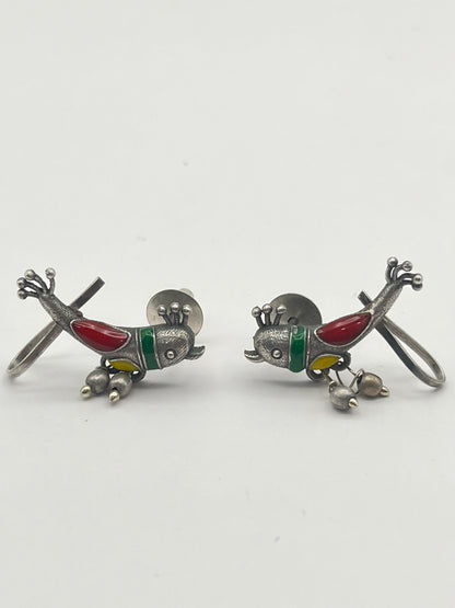 Myra Parrot Oxidized Earring