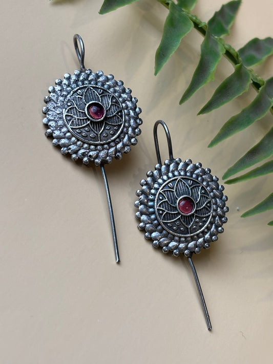 Juhi Pink stone Circle Earcuffs
