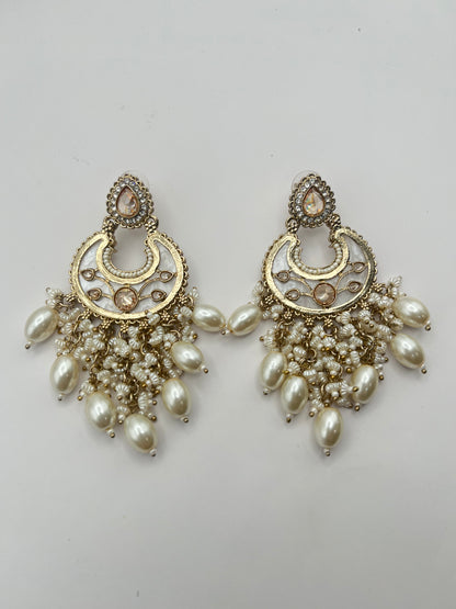 Jaini White MOP Moon Earring