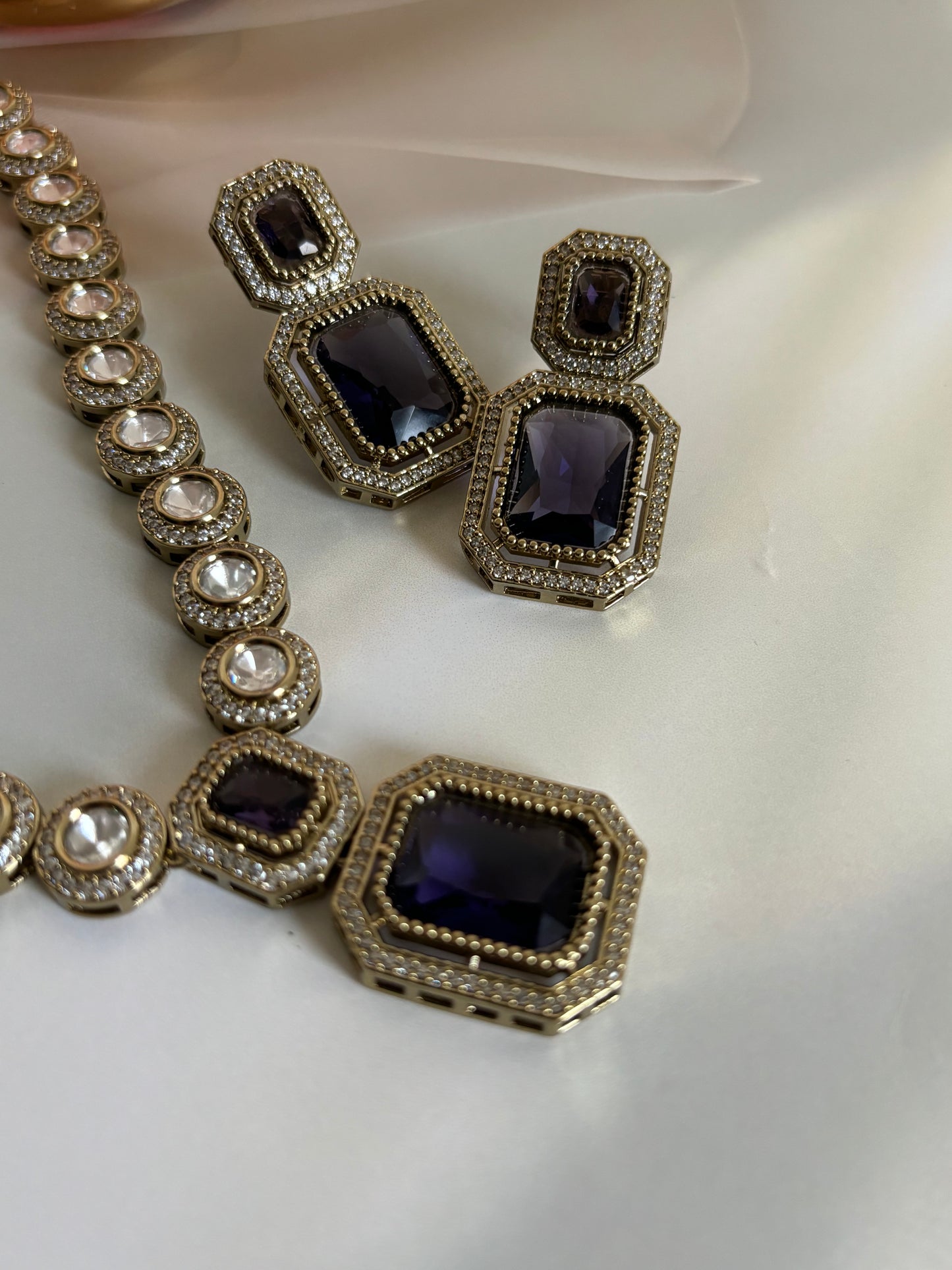 Irya Purple Radiant Stone Kundan Necklace Set