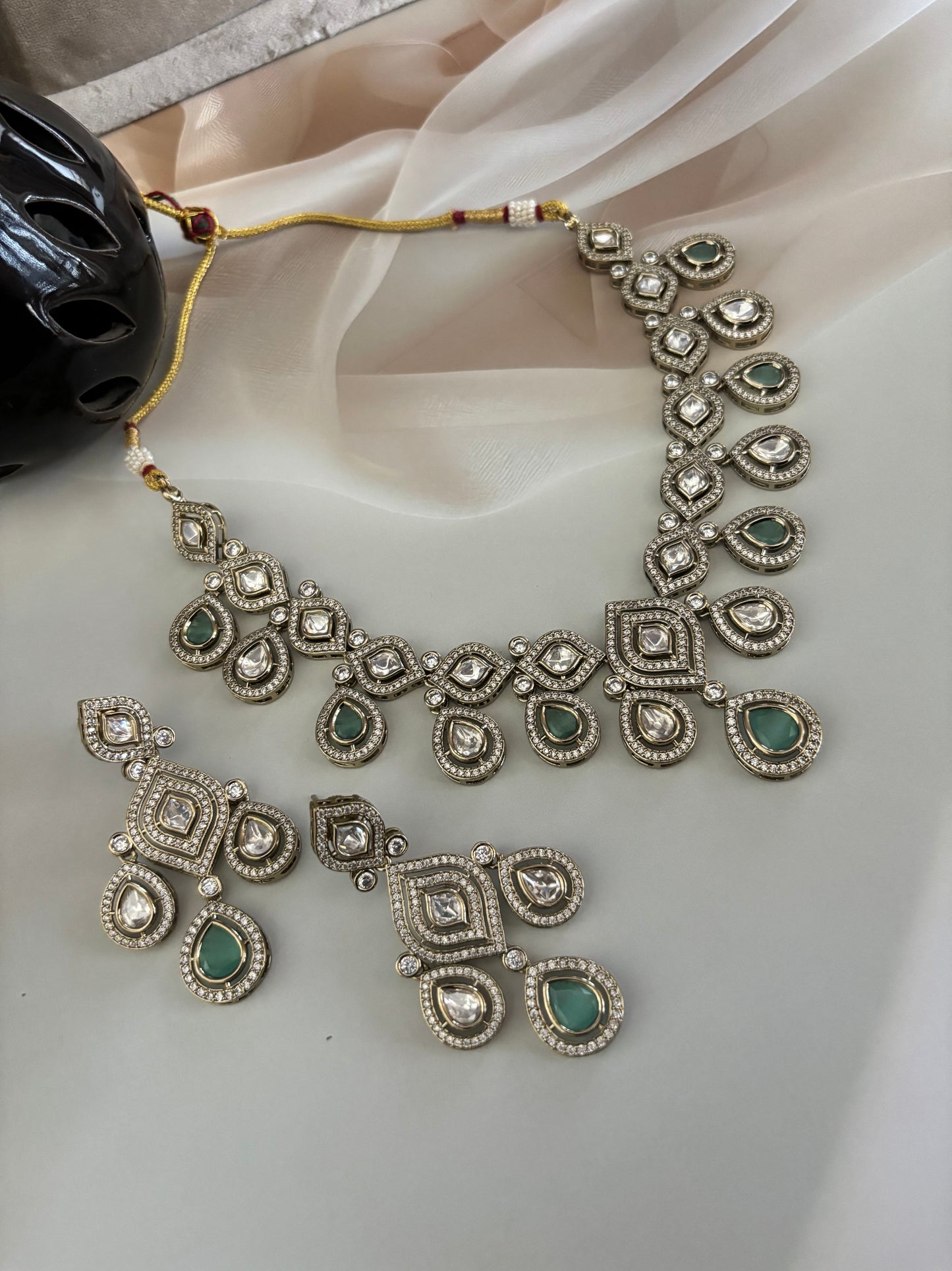 Sea Green Kundan Necklace Jivika along with earrings