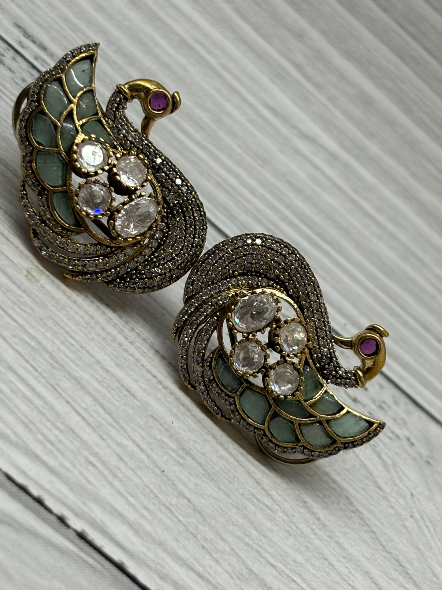 Mayuri Victorian Studs
