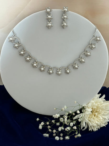 Eloise Floral AD Necklace Set