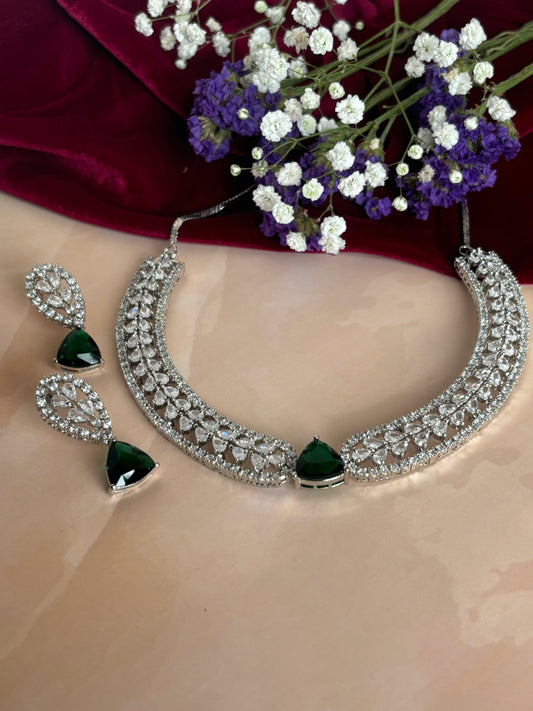 Naomi Emerald Stone Diamond Choker