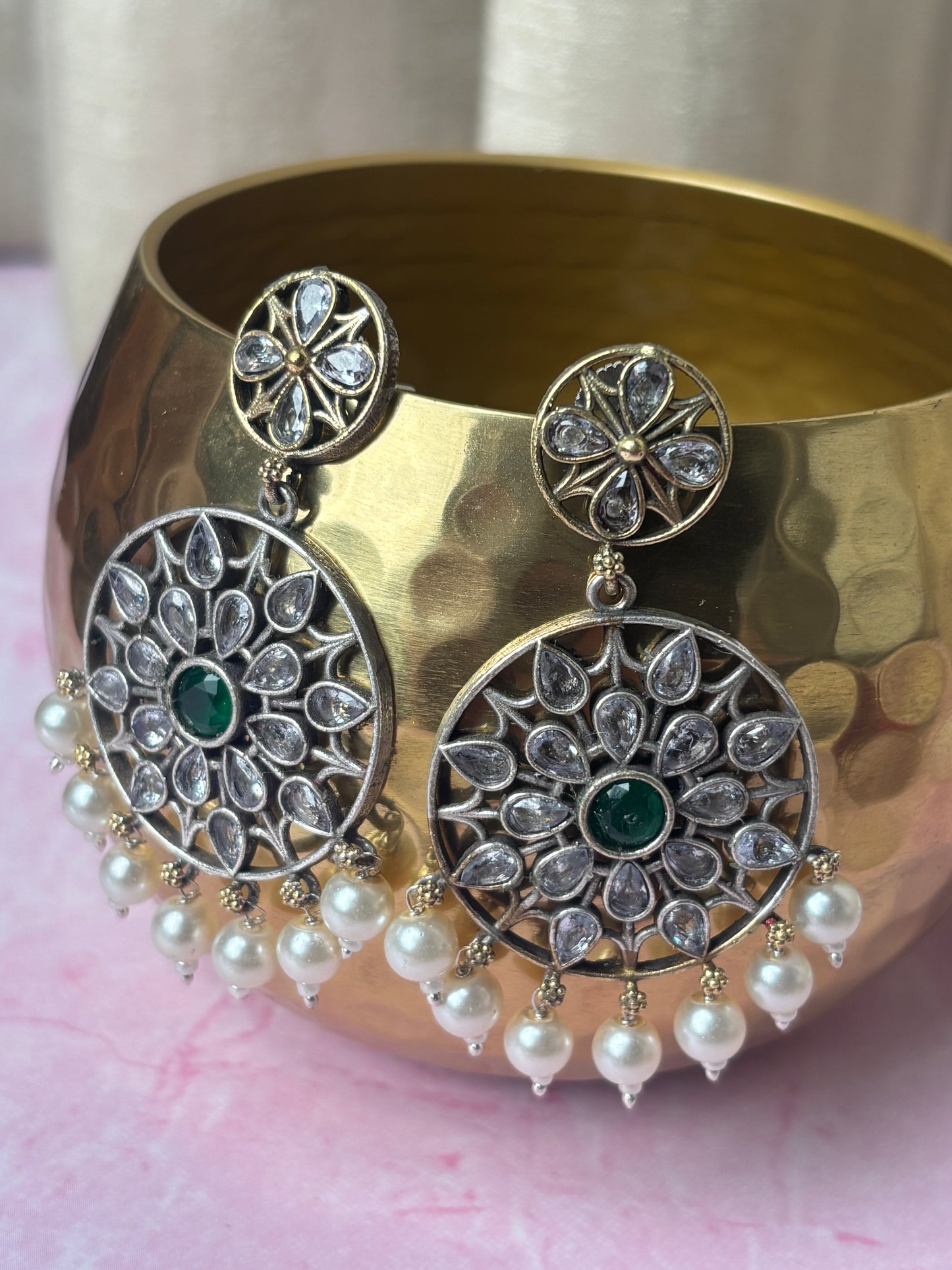 Samaira White Dual Tone Chandbali