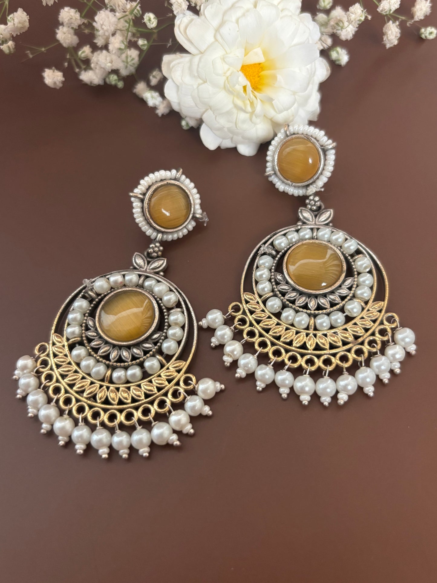 Priyali Yellow Pearl Chandbali