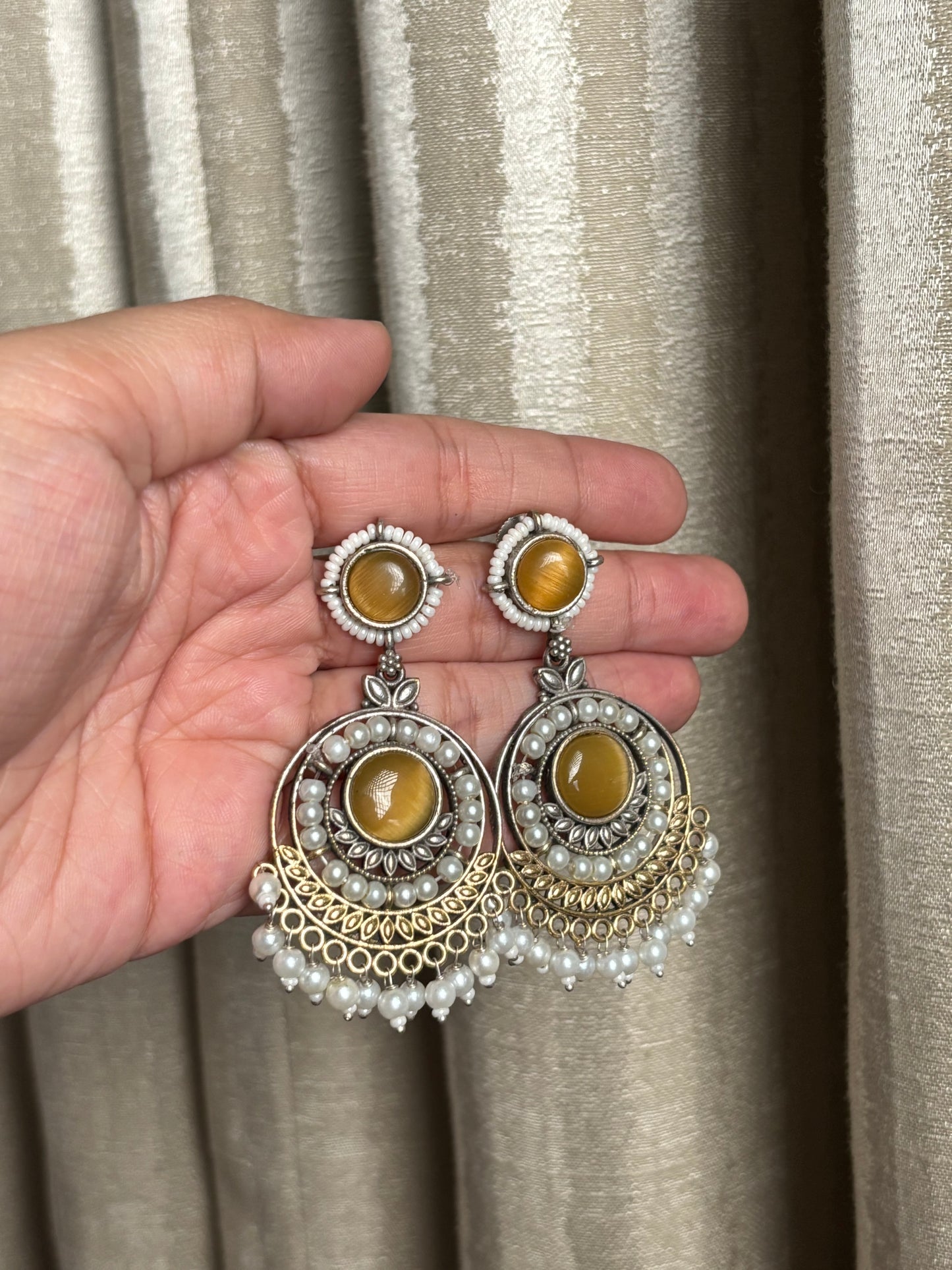 Priyali Yellow Pearl Chandbali