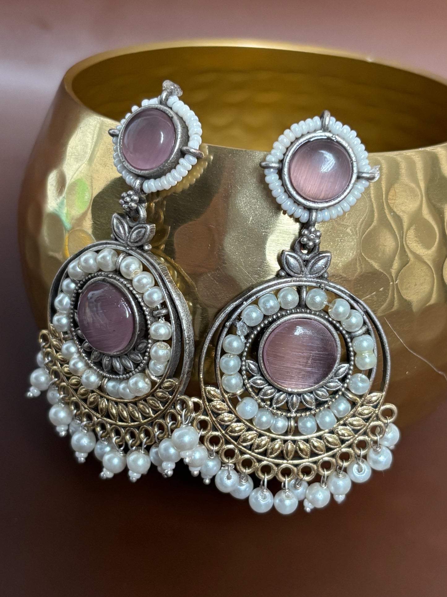 Priyali Pink Pearl Chandbali