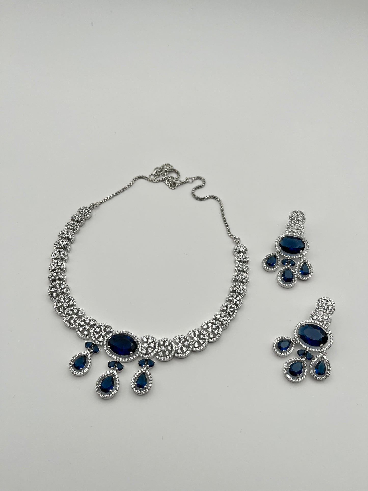 Sanya Oval Sapphire Necklace Set
