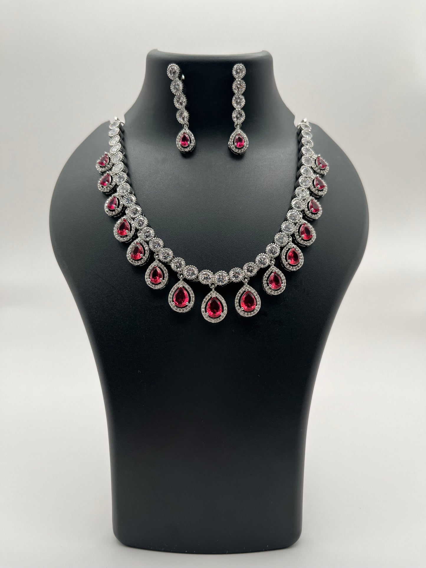 Aliya Elegant Ruby Necklace Set