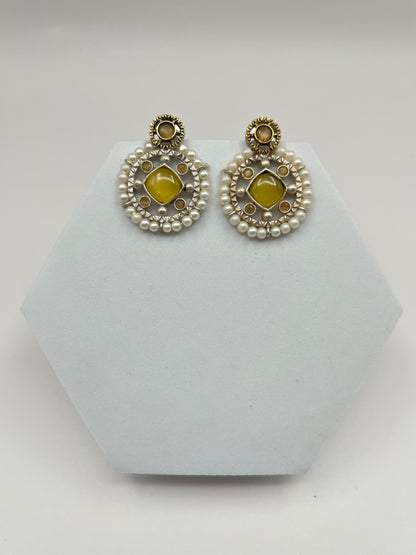 Nirvi Yellow Stone Pearl Earrings