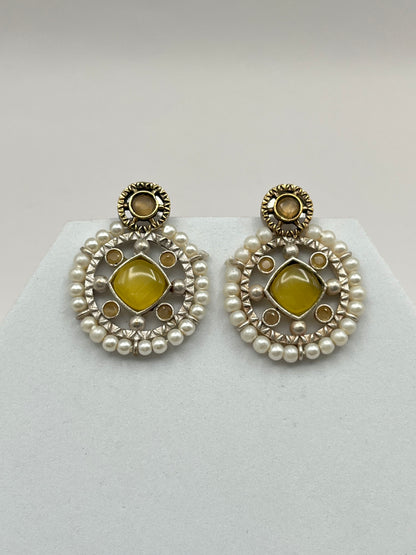 Nirvi Yellow Stone Pearl Earrings