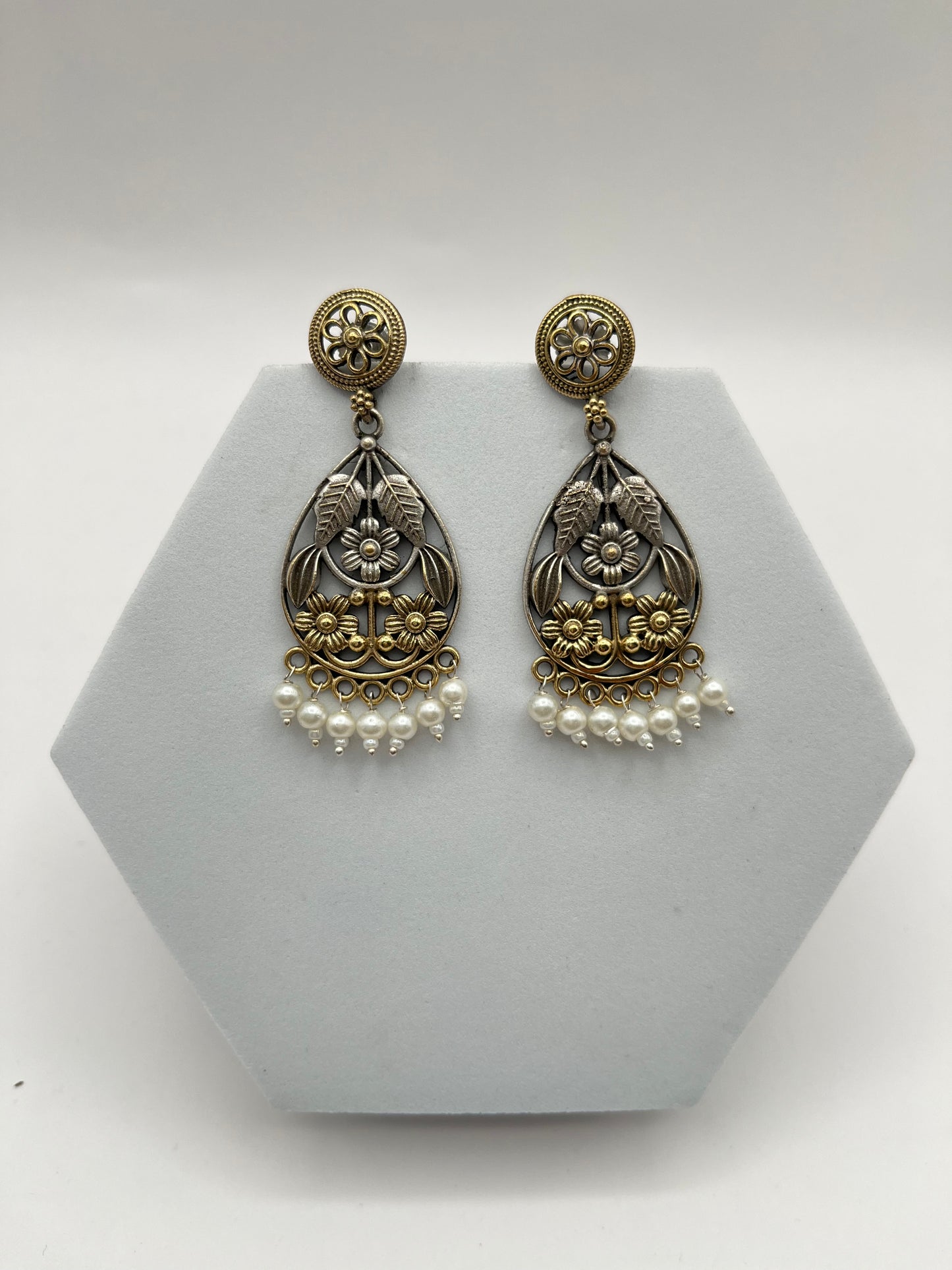 Kashish Dual Tone Earrings
